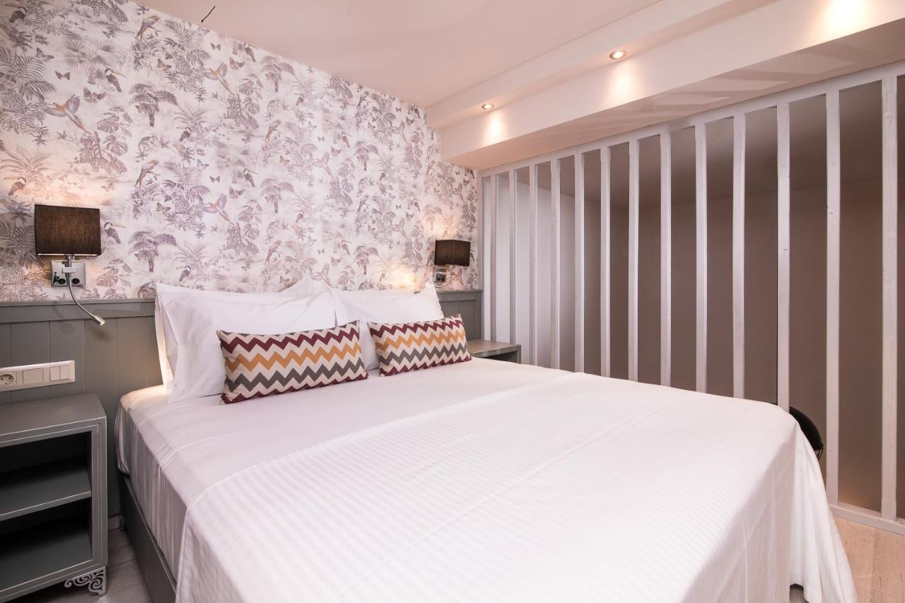 Neikos Mediterraneo Luxury Suites Hanioti Room photo