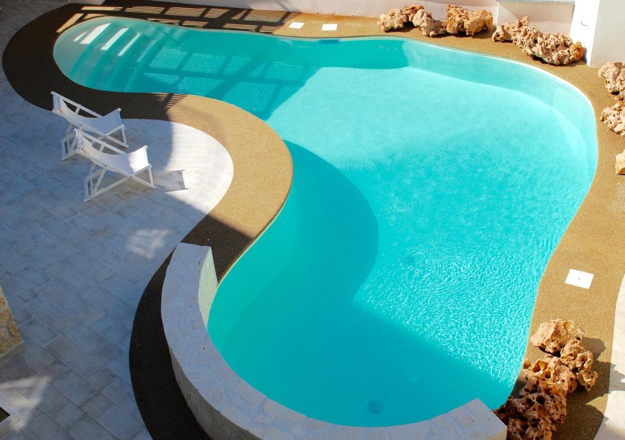 Neikos Mediterraneo Luxury Suites Hanioti Exterior photo